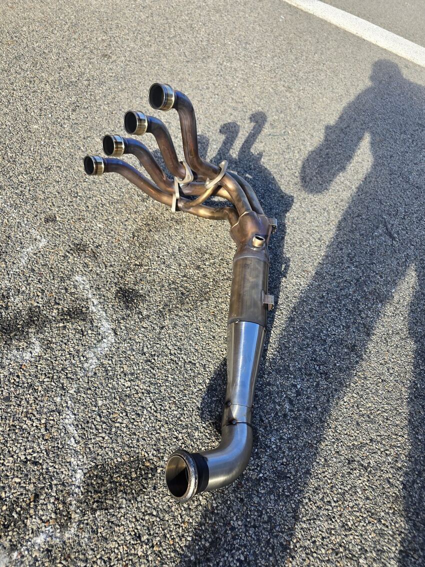 Finished custom header-to-taper exhaust assembly